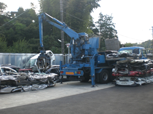 使用済自動車の自動車リサイクル