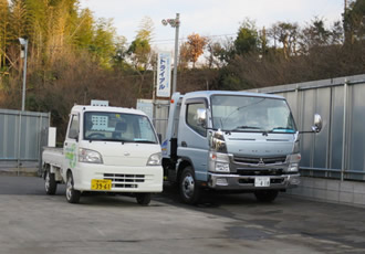 ローダートラックで廃車の引取りに伺います。