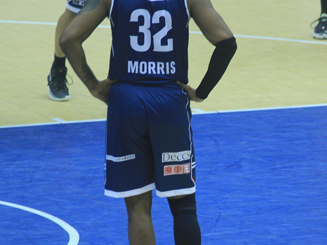 廃車王 横浜都筑店 Bリーグ 横浜ビー・コルセアーズを応援しています03